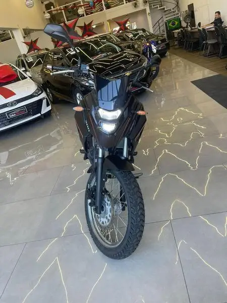 Carro Dafra NH 2024 300
