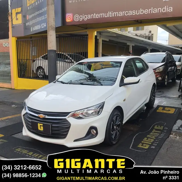 Carro Chevrolet Onix 2024 LT 1.0