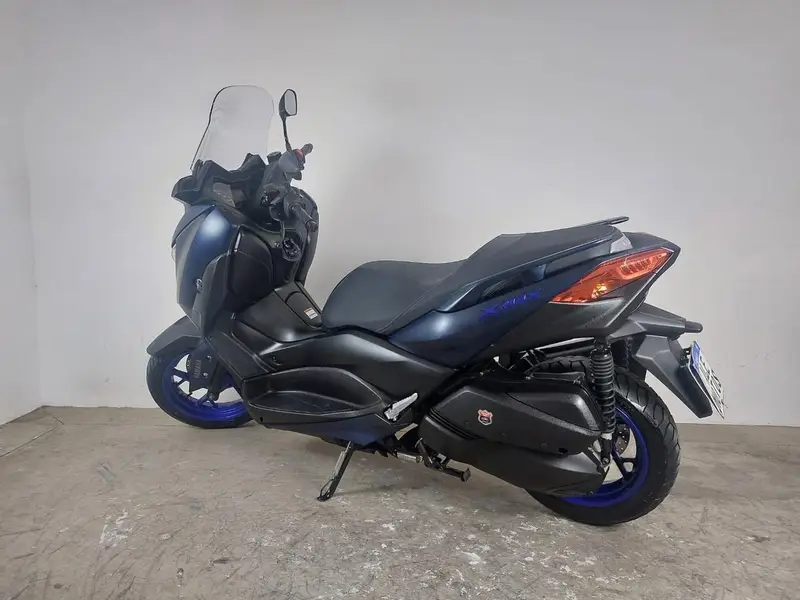 Yamaha XMax ABS