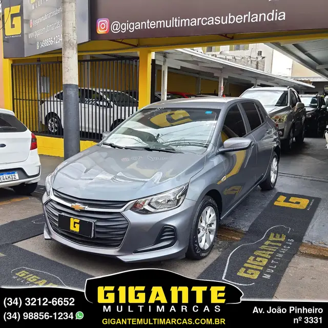 Carro Chevrolet Onix 2022 LT 1.0