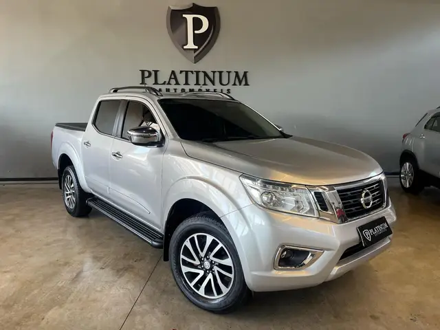 Carro Nissan Frontier 2021 2.3 TD CD XE 4x4 (Aut)