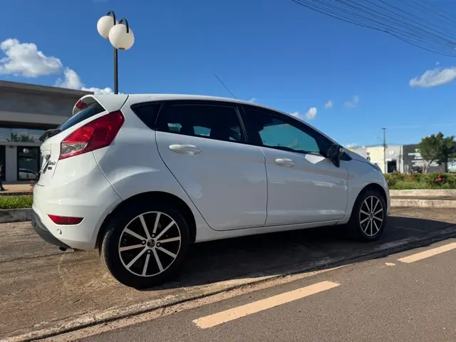 Carro Ford New Fiesta Hatch 2018 New Fiesta SEL Style 1.0 EcoBoost (Aut)