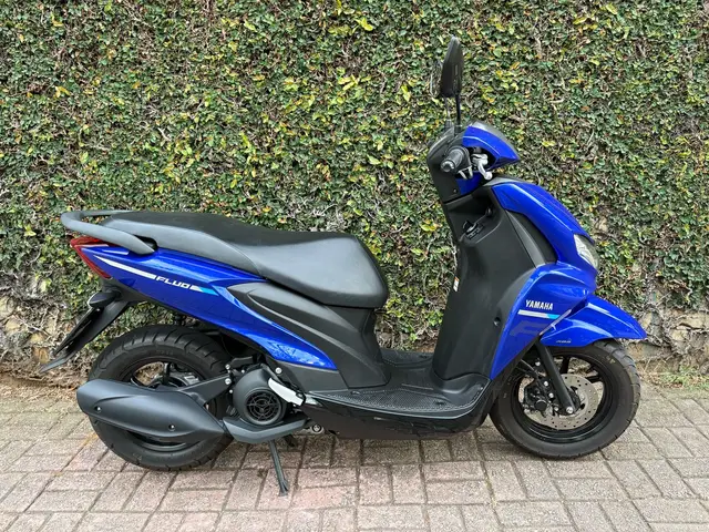 Carro Yamaha Fluo 2025 ABS