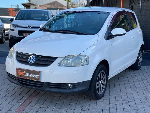 Carro Volkswagen Fox 2010 1.0 8V (Flex) 2p