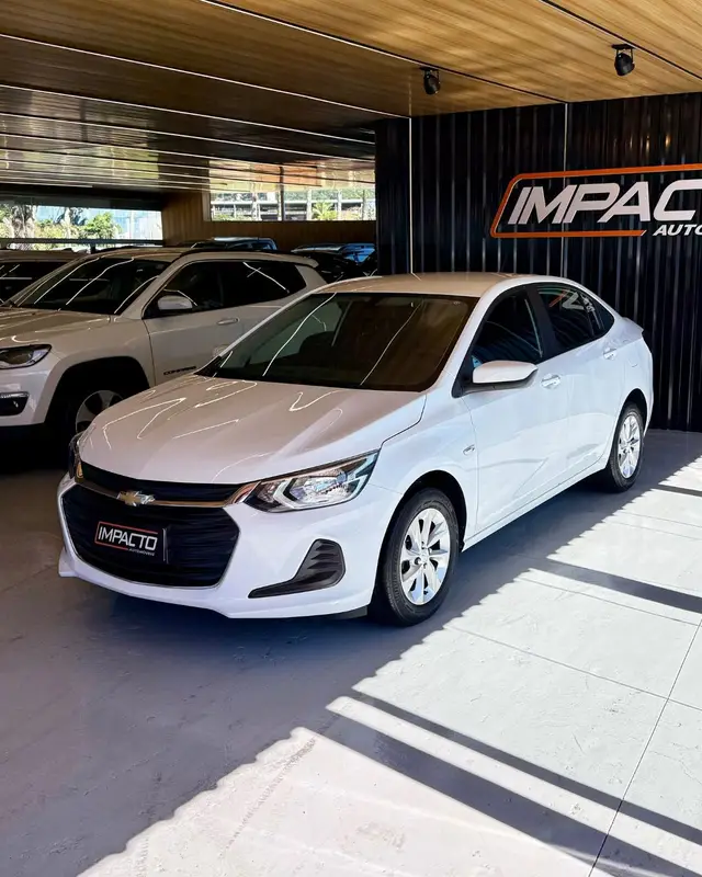 Carro Chevrolet Onix 2023 LT 1.0