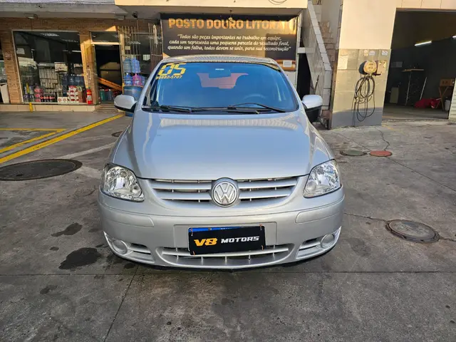 Carro Volkswagen Fox 2005 Plus 1.6 8V (Flex)