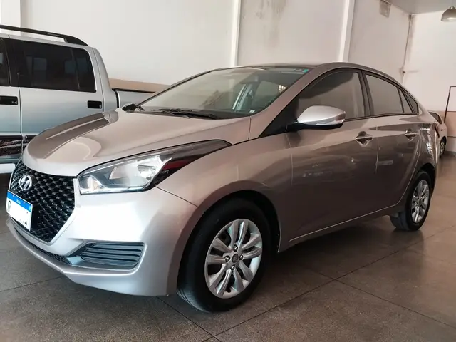 Carro Hyundai HB20S 2019 1.0 Unique (Flex)