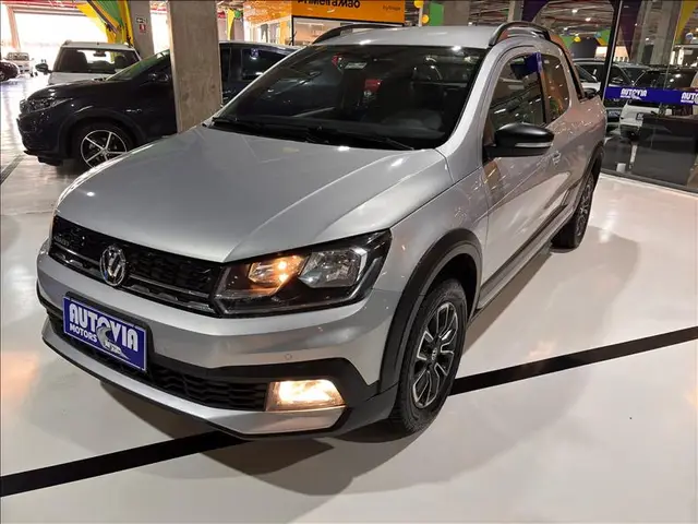 Carro Volkswagen Saveiro 2023 Cross Cabine Dupla