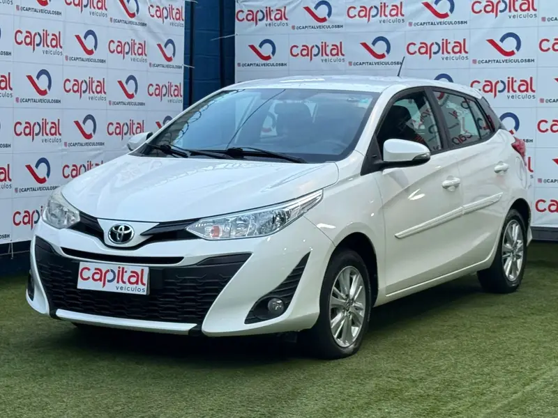 Toyota Yaris 1.3 XL CVT (Flex)