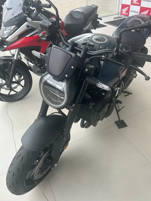 Carro Honda CB 1000R 2024 Black Edition