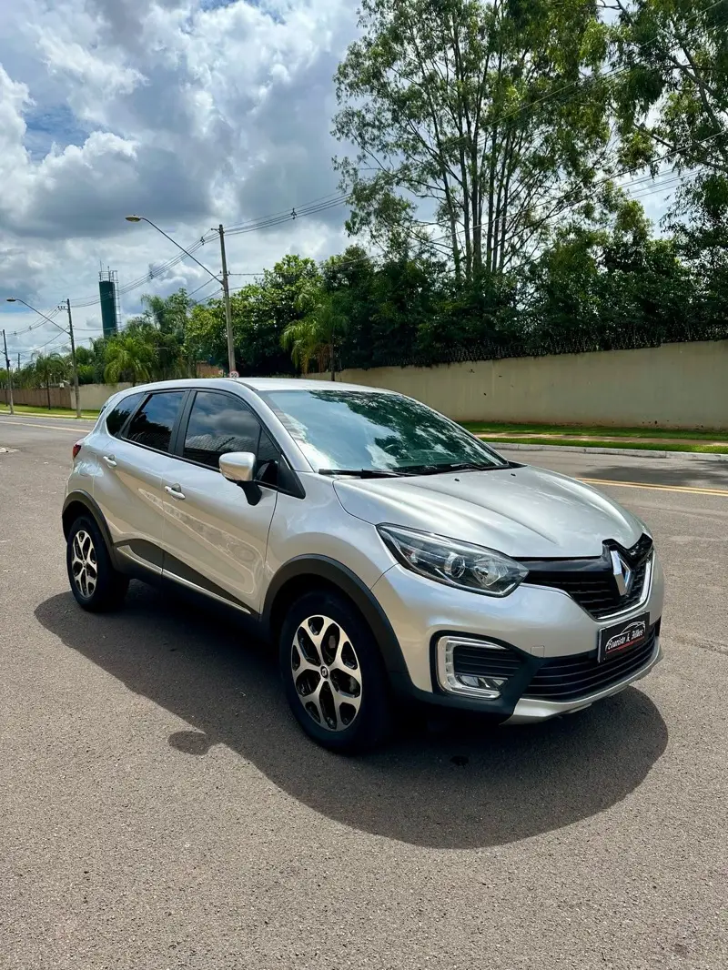 Renault Captur Intense 2.0 16v (Aut) (Flex)
