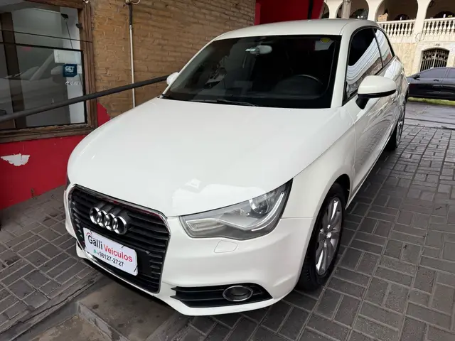 Carro Audi A1 2012 1.4 TFSI Attraction S Tronic