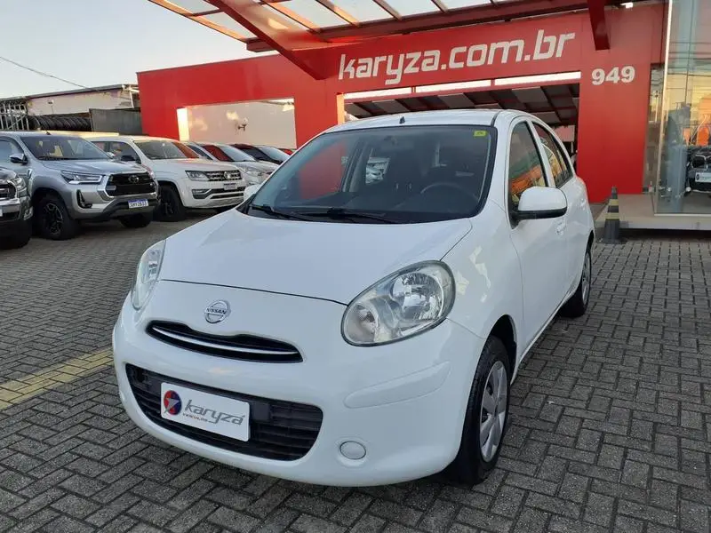 Nissan March 1.0 16V S (Flex)