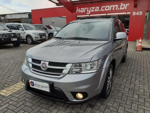 Carro Fiat Freemont 2015 2.4 16V Precision (Aut)