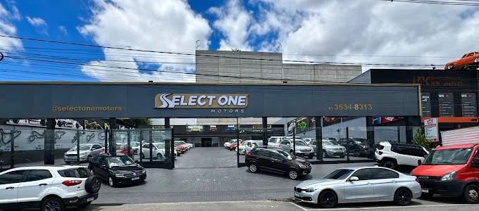 Fachada da loja Select One Comércio de Veículos - São José dos Pinhais - PR