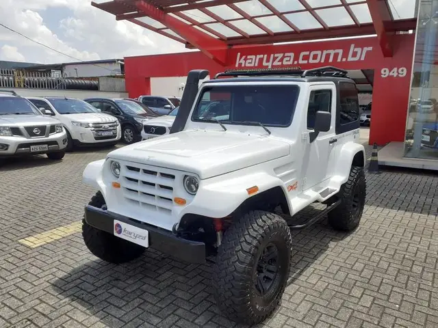 Carro Troller T4 2008 4x4 3.0 (teto lona)
