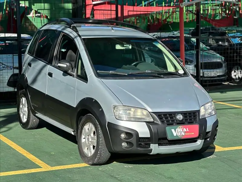 Fiat Idea Adventure 1.8 (Flex)