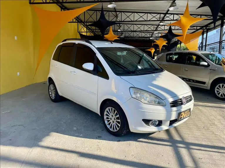 Fiat Idea Essence 1.6 16V E.TorQ (Flex)