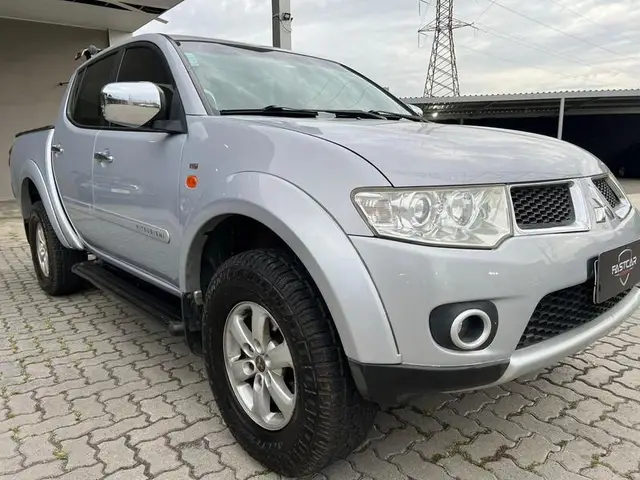 Carro Mitsubishi L200 Triton Sport 2013 3.2 DI-D 4x4 (Aut)