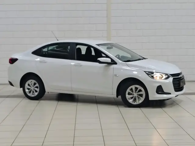 Carro Chevrolet Onix Plus 2021 1.0 LT (Flex)