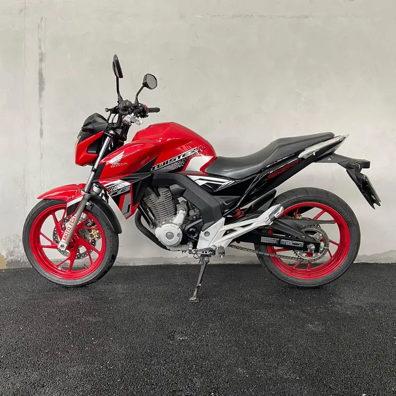 Honda CB 250F Twister (CBS)
