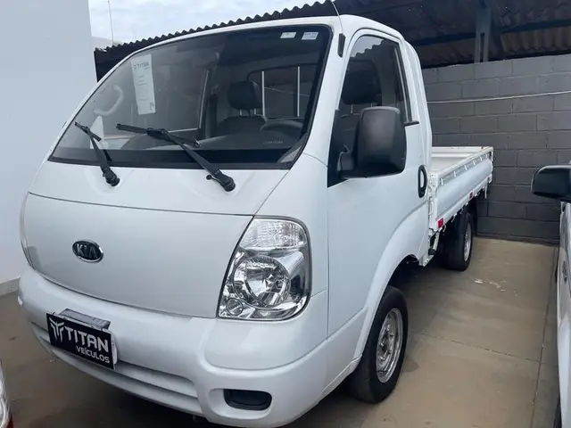 Carro Kia Bongo 2011 K-2500 STD 4x2 RS (cab. simples)