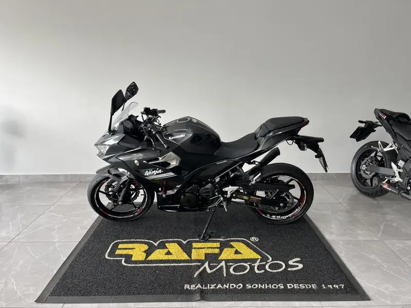Kawasaki Ninja 400