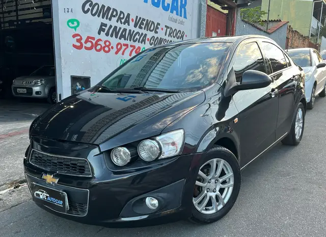 Carro Chevrolet Sonic Sedan 2013 LTZ (Aut)