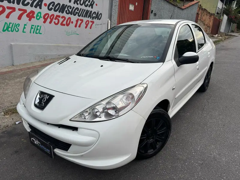 Peugeot 207 Sedan 207 Passion XR 1.4 8V (flex)
