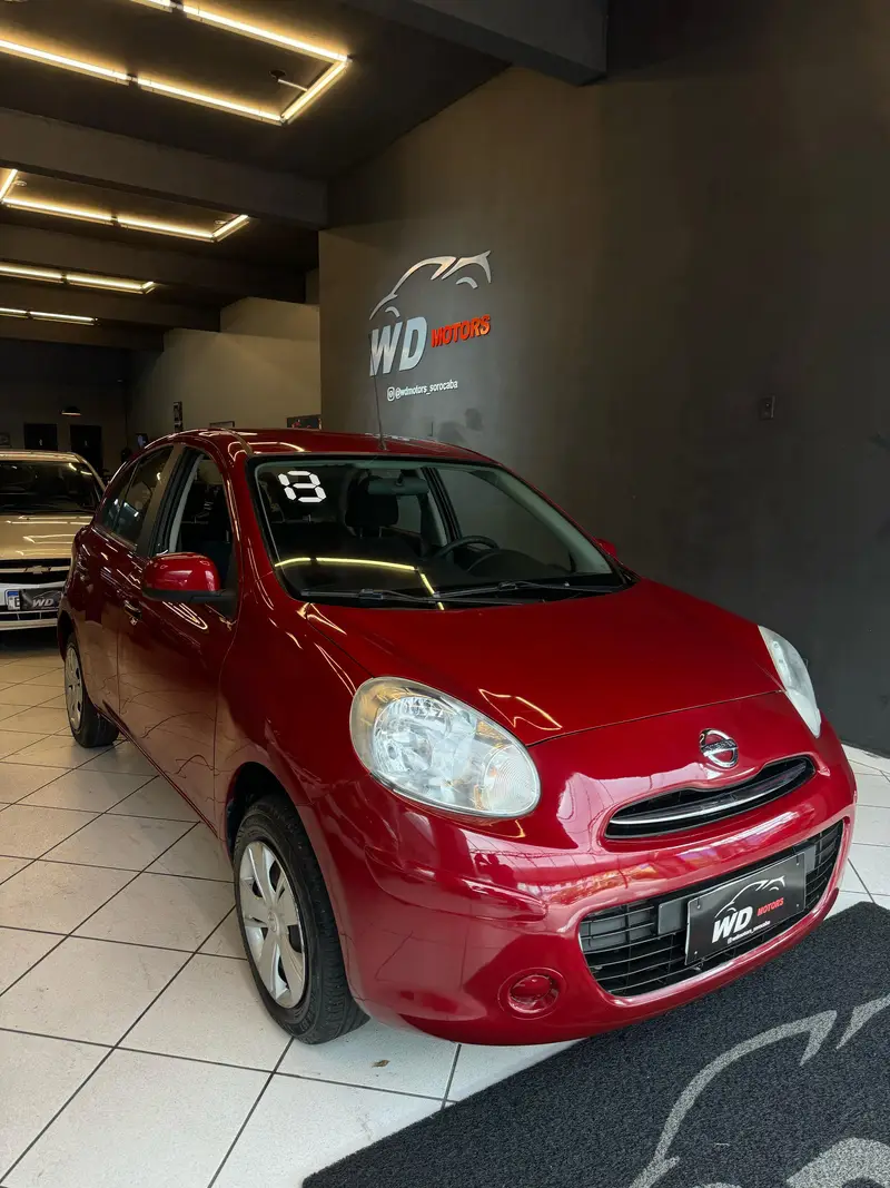 Nissan March 1.6 16V S (Flex)