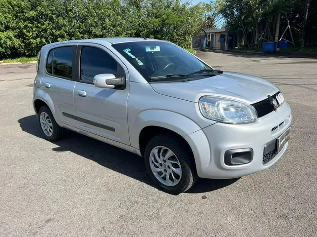 Carro Fiat Uno 2015 Evolution 1.4 8V (Flex) 4p