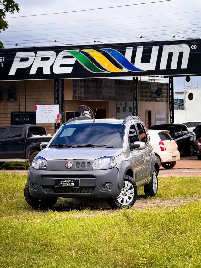 Carro Fiat Uno 2013 Way Celeb. 1.4 8V (Flex) 4p
