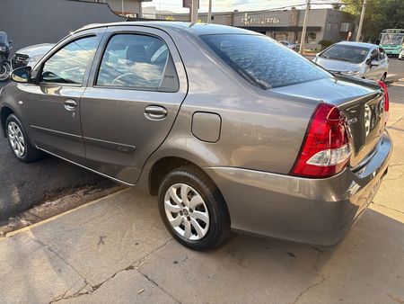 Etios Sedan XS 1.5 (Aut) (Flex)