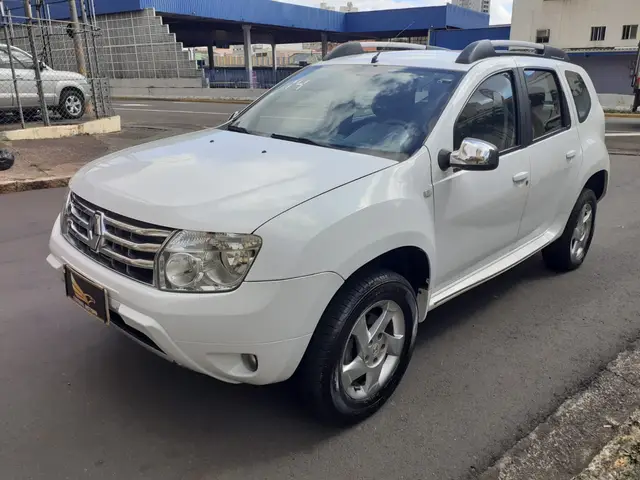Carro Renault Duster 2014 2.0 16V Dynamique (Flex)(Aut)
