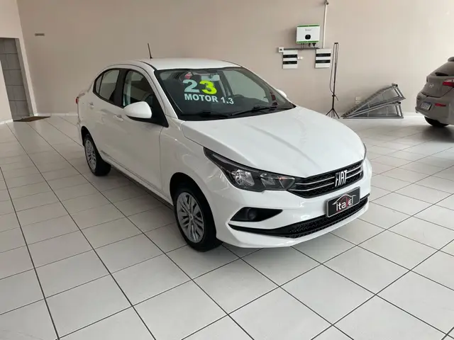 Carro Fiat Cronos 2023 Drive 1.3 (Flex) MT