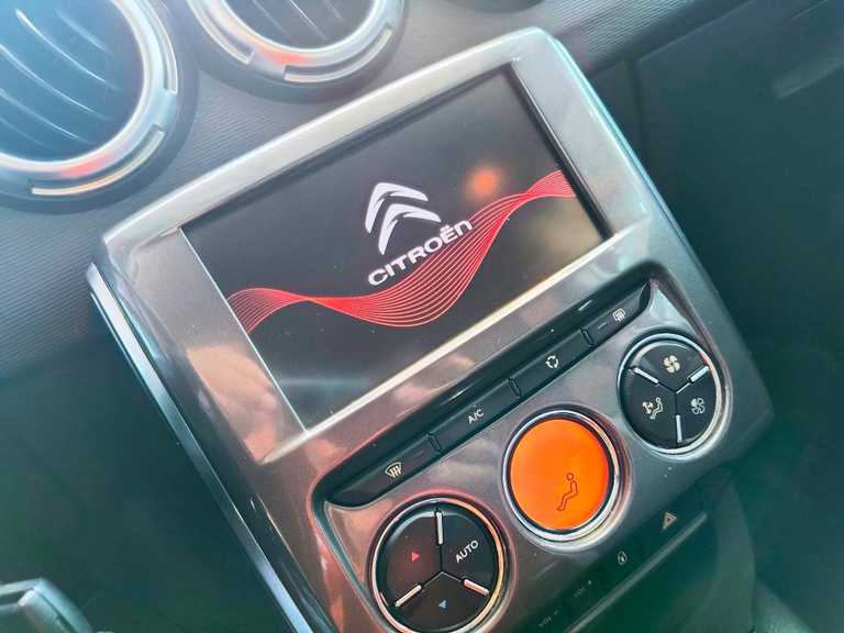 alt=