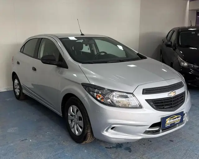 Carro Chevrolet Onix 2019 1.0 Joy SPE/4