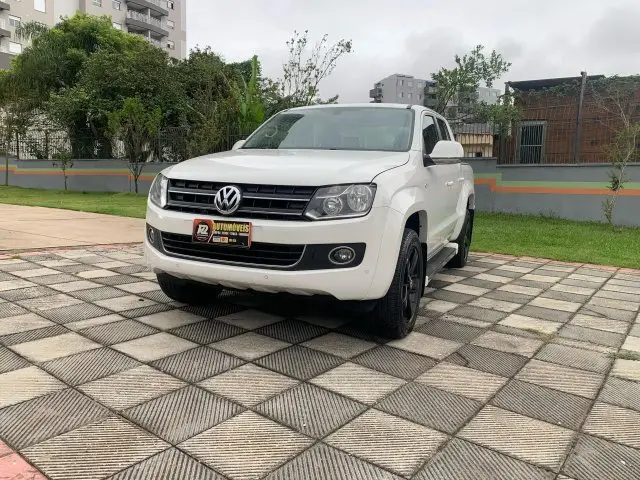 Volkswagen Amarok 2.0 CD 4x4 TDi Highline (Aut)
