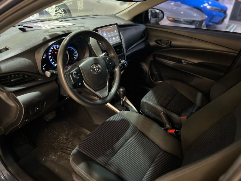 Yaris Sedan 1.5 XL Live CVT (Flex)