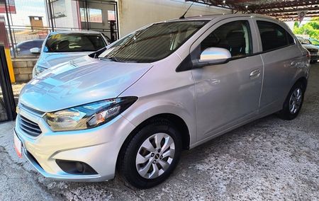Onix 1.0 LT SPE/4