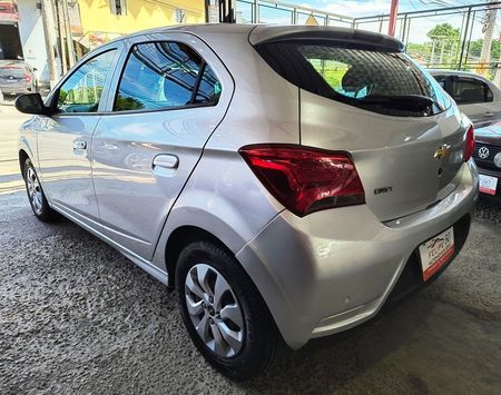 Onix 1.0 LT SPE/4