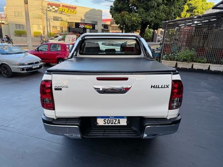HiluxCabineDupla Hilux 2.7 SR CD 4x2 (Flex) (Aut)