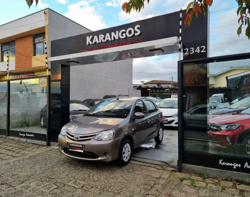 Toyota Etios X 1.3 (Flex)