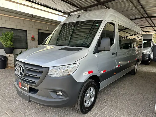Carro Mercedes-Benz Sprinter 2025 Spri. 417 F Vidr. Extra L.T.A. Die. (E6)
