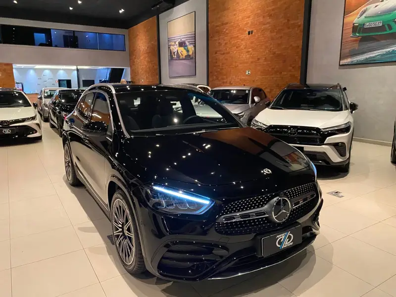 Mercedes-Benz GLA 200 AMG Line 1.3 Turbo (Aut)