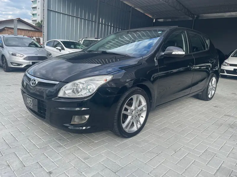 Hyundai i30 2.0 16V (aut)