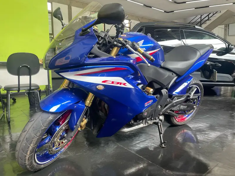 Honda CBR 600 F (Standard)