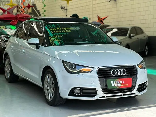 Carro Audi A1 2013 1.4 TFSI Sportback Attraction S Tronic