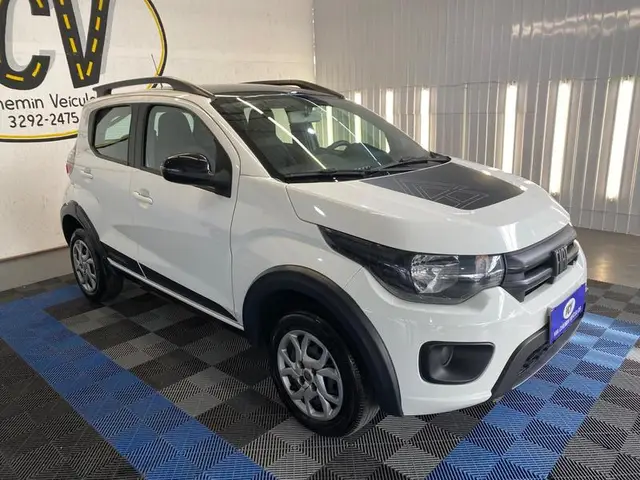 Carro Fiat Mobi 2022 Trekking 1.0 (Flex)