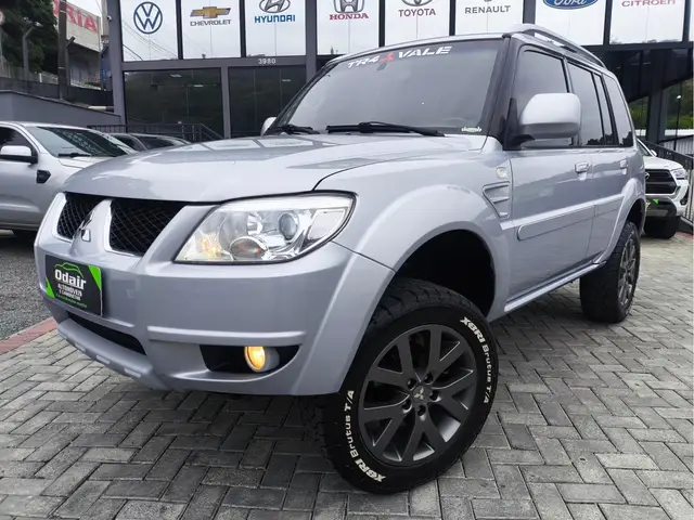 Carro Mitsubishi Pajero TR4 2012 2.0 16V 4X4 (Flex)